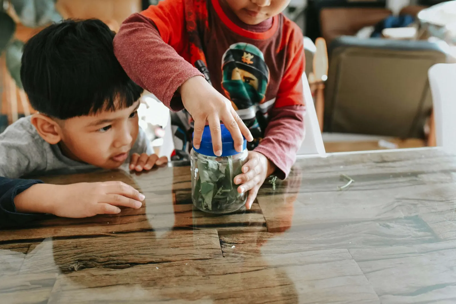 Kids saving 